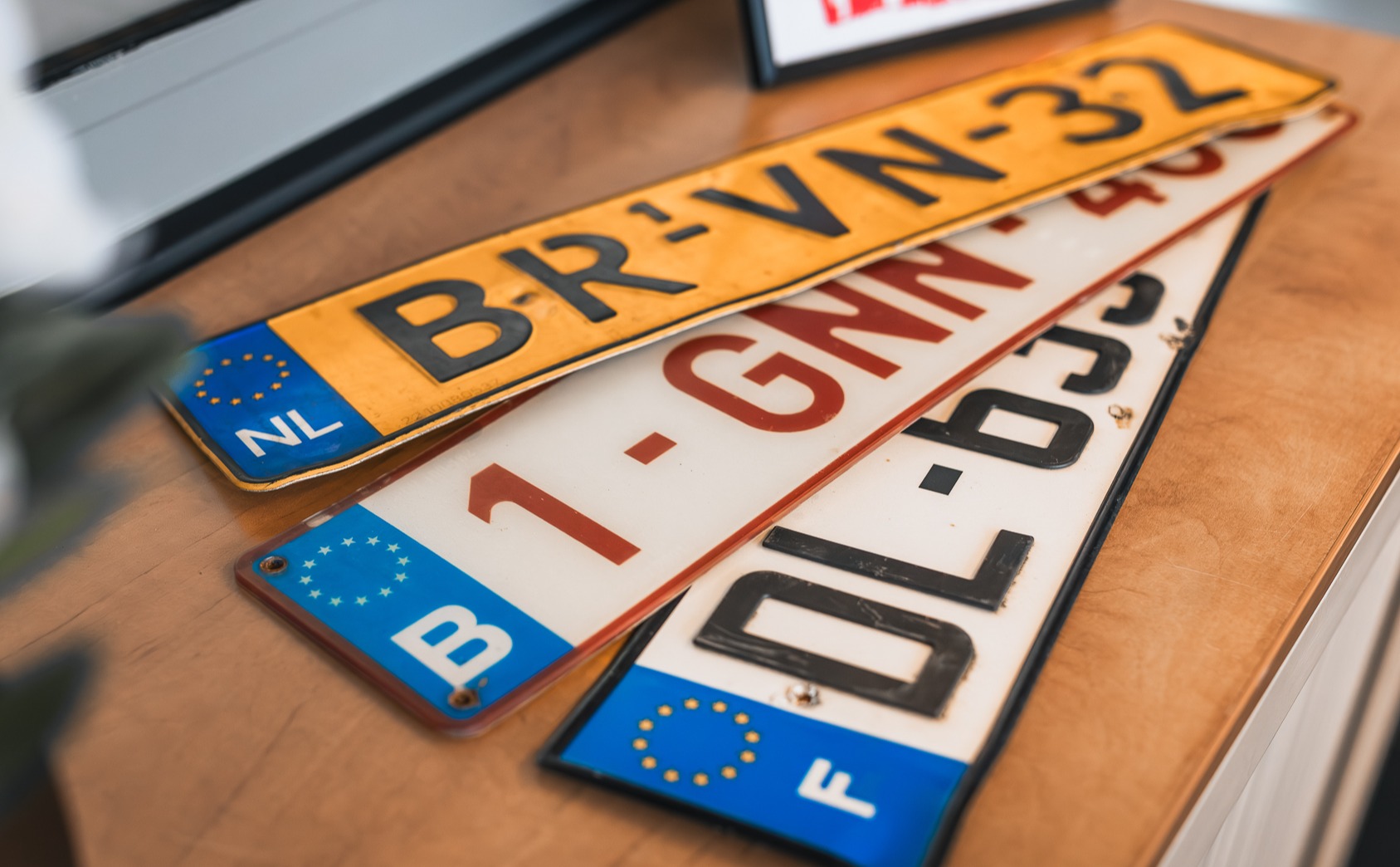 Subpage Details Slider Image Export | Davilo Trucks 